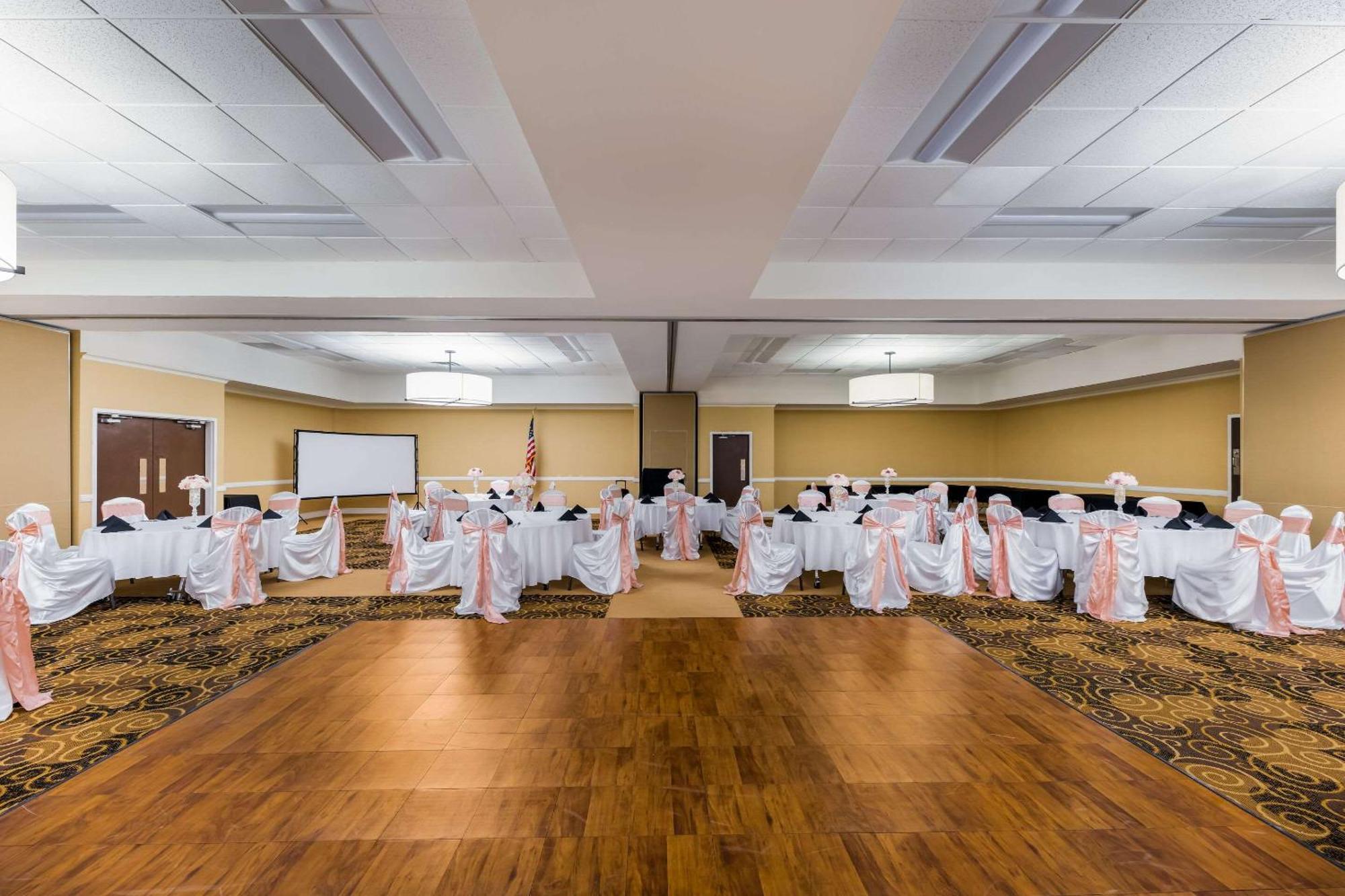 Suburban Studios San Angelo Zewnętrze zdjęcie